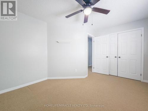 228 Sunny Meadow Court, Kitchener, ON - Indoor Photo Showing Other Room