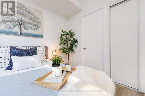 314 - 840 St Clair Avenue, Toronto, ON - Indoor