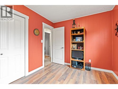 5207 Alain Road, Vernon, BC - Indoor