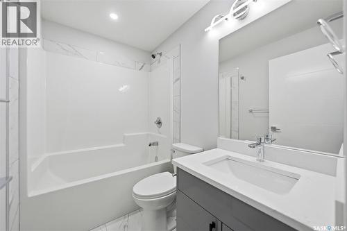 142 Sharma Lane, Saskatoon, SK - Indoor Photo Showing Bathroom
