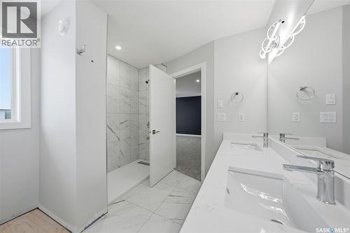 142 Sharma Lane, Saskatoon, SK - Indoor Photo Showing Bathroom