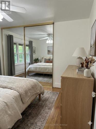 420 Albertus Avenue N, Peterborough (Town Ward 3), ON - Indoor Photo Showing Bedroom