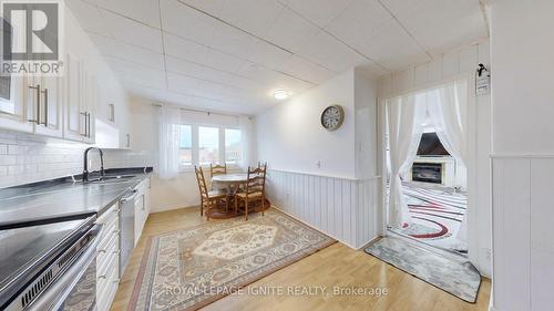48 Moberly Street, Collingwood, ON - Indoor Photo Showing Kitchen With Double Sink