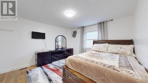 48 Moberly Street, Collingwood, ON - Indoor Photo Showing Bedroom