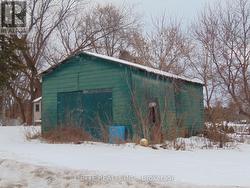 GARAGE ON CLARA STREET - 