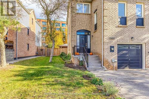 1201 Lindsay Drive, Oakville, ON - Outdoor