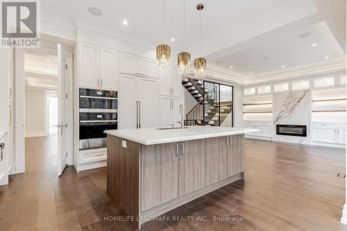 198 Empress Avenue, Toronto, ON - Indoor Photo Showing Kitchen With Upgraded Kitchen