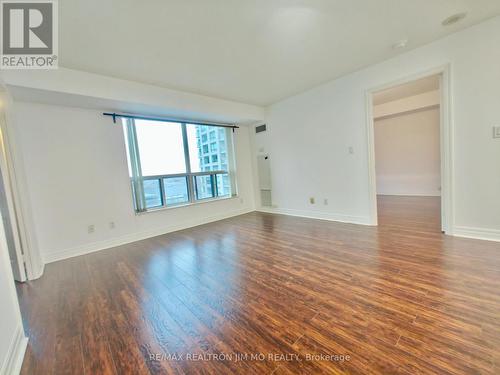 1516 - 188 Doris Avenue, Toronto, ON - Indoor Photo Showing Other Room