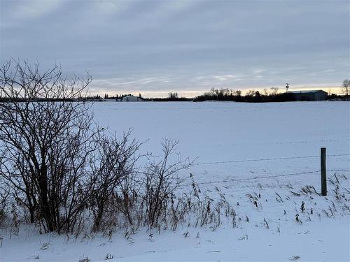 2 Airport Road E, Swan River, MB 
