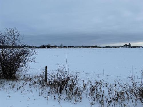 2 Airport Road E, Swan River, MB 