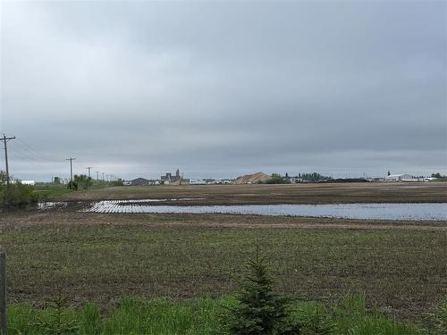 2 Airport Road E, Swan River, MB 
