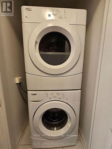 3710 - 5168 Yonge Street W, Toronto, ON - Indoor Photo Showing Laundry Room