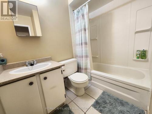 Bathroom - 409 - 845 Kyle Court, Brockville, ON - Indoor Photo Showing Bathroom