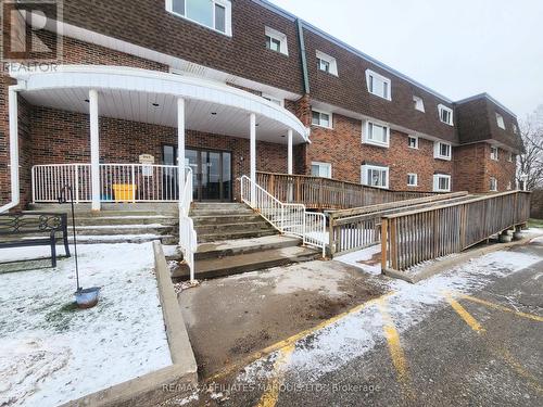 Front of Building - 409 - 845 Kyle Court, Brockville, ON - Outdoor