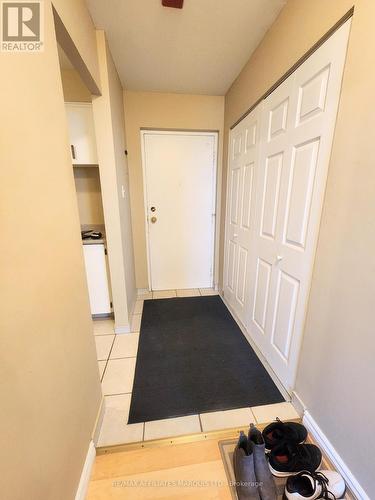 Entrance with large coat closet - 409 - 845 Kyle Court, Brockville, ON - Indoor Photo Showing Other Room
