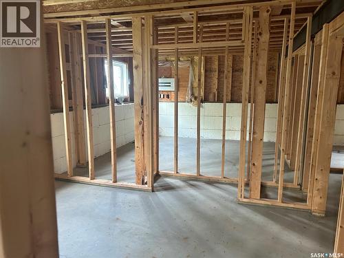 117 Carson Bay, Lampman, SK - Indoor