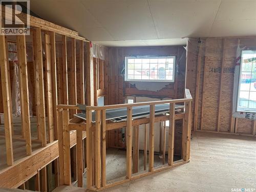 117 Carson Bay, Lampman, SK - Indoor