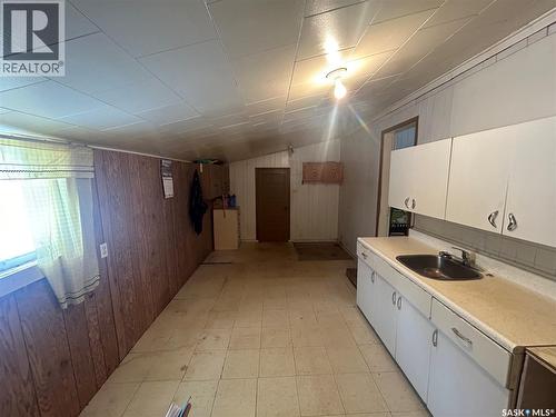 802 Athabaska Avenue, Grenfell, SK - Indoor