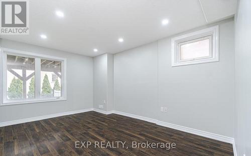 15 Lynn Street, Bradford West Gwillimbury, ON - Indoor Photo Showing Other Room