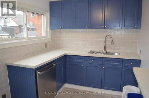 Main Fl - 103 Macaulay Street E, Hamilton, ON - Indoor Photo Showing Kitchen