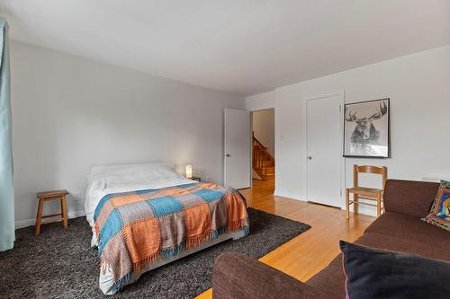 Chambre à coucher - 233 Av. Lakeview, Pointe-Claire, QC - Indoor Photo Showing Bedroom