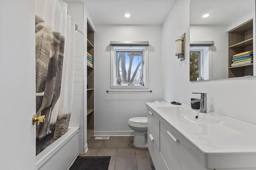 Salle de bains - 233 Av. Lakeview, Pointe-Claire, QC - Indoor Photo Showing Bathroom