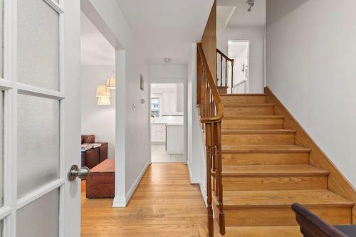 Hall d'entrée/Vestibule - 233 Av. Lakeview, Pointe-Claire, QC - Indoor Photo Showing Other Room