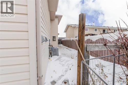 294 Wellington Drive, Moose Jaw, SK - Outdoor With Exterior