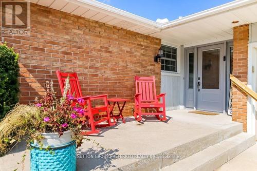 14 Cowan Avenue, London South (South R), ON - Outdoor