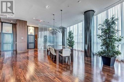 809 - 9 Valhalla Inn Road, Toronto, ON - Indoor