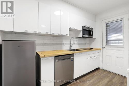 Kitchen - 2 - 127 Third Avenue, Ottawa, ON - Indoor Photo Showing Kitchen