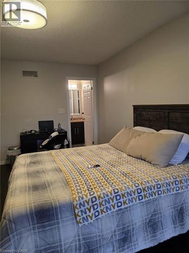 129 Rochefort Street, Kitchener, ON - Indoor Photo Showing Bedroom