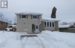 B - 20 MEADOWLAND AVENUE  Barrie, ON L4N 2Y4