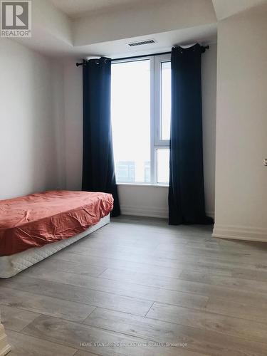 804B - 8 Rouge Valley Drive W, Markham, ON - Indoor Photo Showing Bedroom