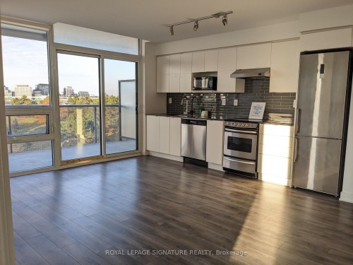 714-160 Flemington Road, Toronto, ON - Indoor Photo Showing Kitchen