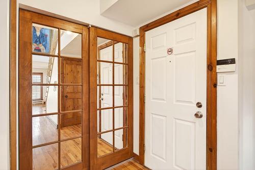 Hall - 3-4500 Av. Henri-Julien, Montréal (Le Plateau-Mont-Royal), QC - Indoor Photo Showing Other Room