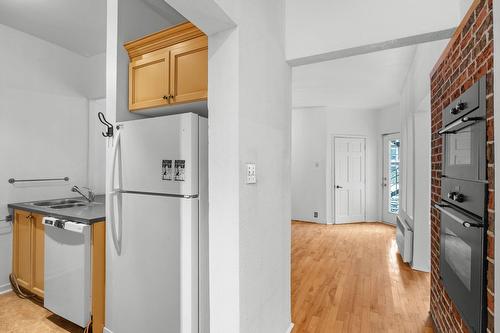 Cuisine - 1461 Av. Valois, Montréal (Mercier/Hochelaga-Maisonneuve), QC - Indoor Photo Showing Kitchen With Double Sink
