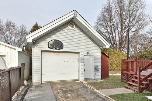 Garage - 6 Rue Genest, Saint-Jean-Sur-Richelieu, QC - Outdoor With Exterior