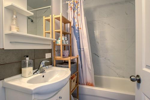 Salle de bains - 6559 Av. Du Parc, Montréal (Rosemont/La Petite-Patrie), QC - Indoor Photo Showing Bathroom