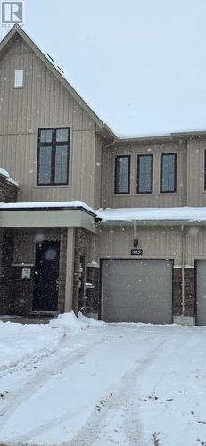 925 Douro Street, Stratford, ON - Outdoor