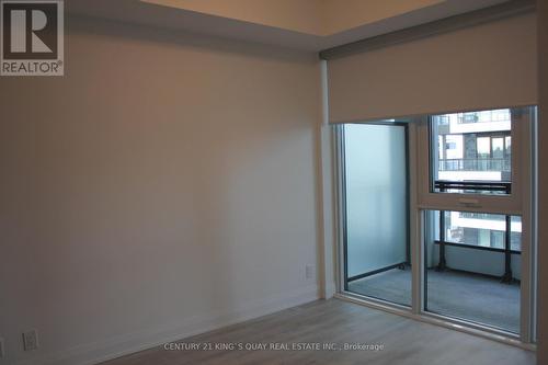 1601 - 65 Broadway Avenue, Toronto, ON - Indoor Photo Showing Other Room