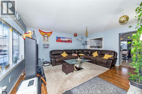 118 663 Beckett Crescent, Saskatoon, SK - Indoor Photo Showing Living Room