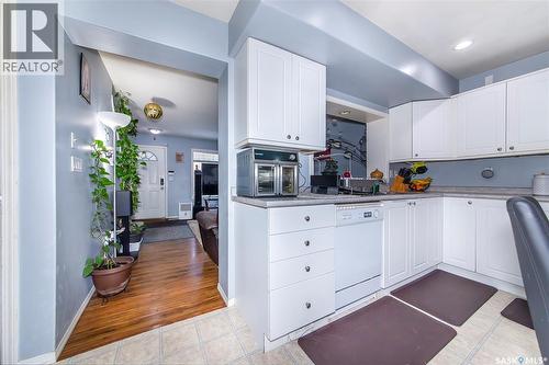 118 663 Beckett Crescent, Saskatoon, SK - Indoor Photo Showing Kitchen