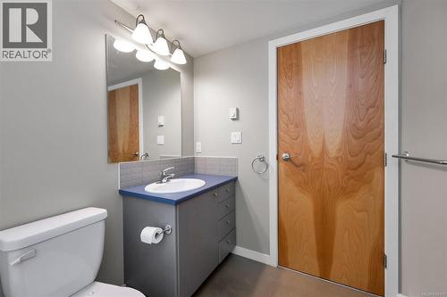 311 90 Regatta Landing, Victoria, BC - Indoor Photo Showing Bathroom