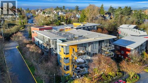 311 90 Regatta Landing, Victoria, BC - Outdoor With View