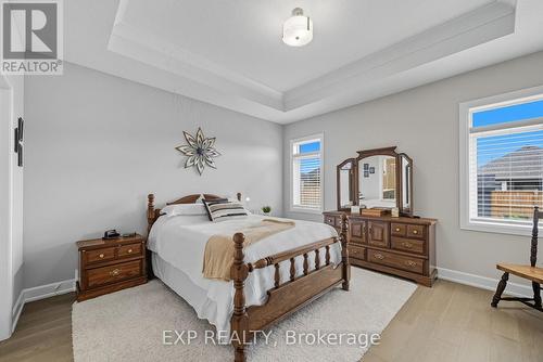 19 Statham Street, Strathroy-Caradoc (Se), ON - Indoor Photo Showing Bedroom