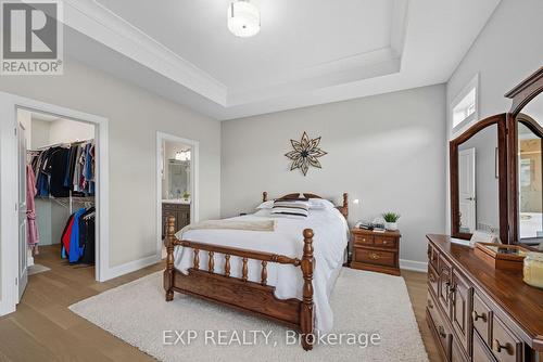19 Statham Street, Strathroy-Caradoc (Se), ON - Indoor Photo Showing Bedroom