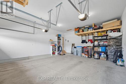 19 Statham Street, Strathroy-Caradoc (Se), ON - Indoor Photo Showing Garage