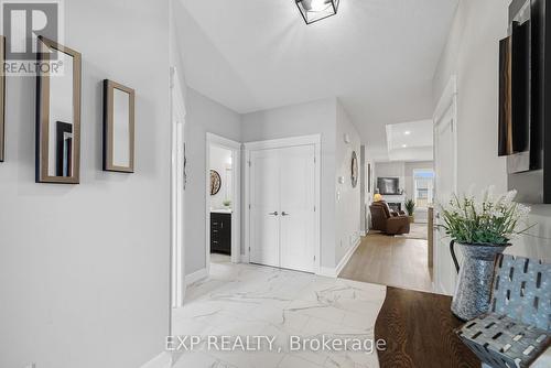 19 Statham Street, Strathroy-Caradoc (Se), ON - Indoor Photo Showing Other Room