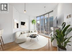 1203 1050 SMITHE STREET  Vancouver, BC V6E 4T4